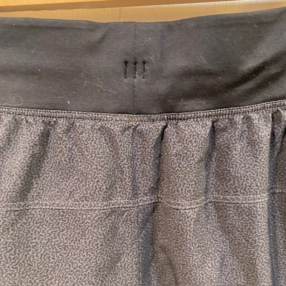 Lululemon Charcoal Gray Shorts Athletic Drawstring Pockets Mens Sz 30 Small - Picture 5 of 6